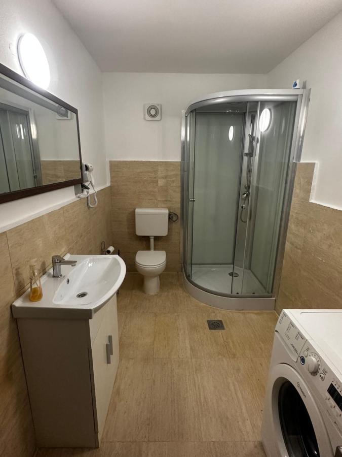 Origo Rooms And Apartments Stahovica ภายนอก รูปภาพ